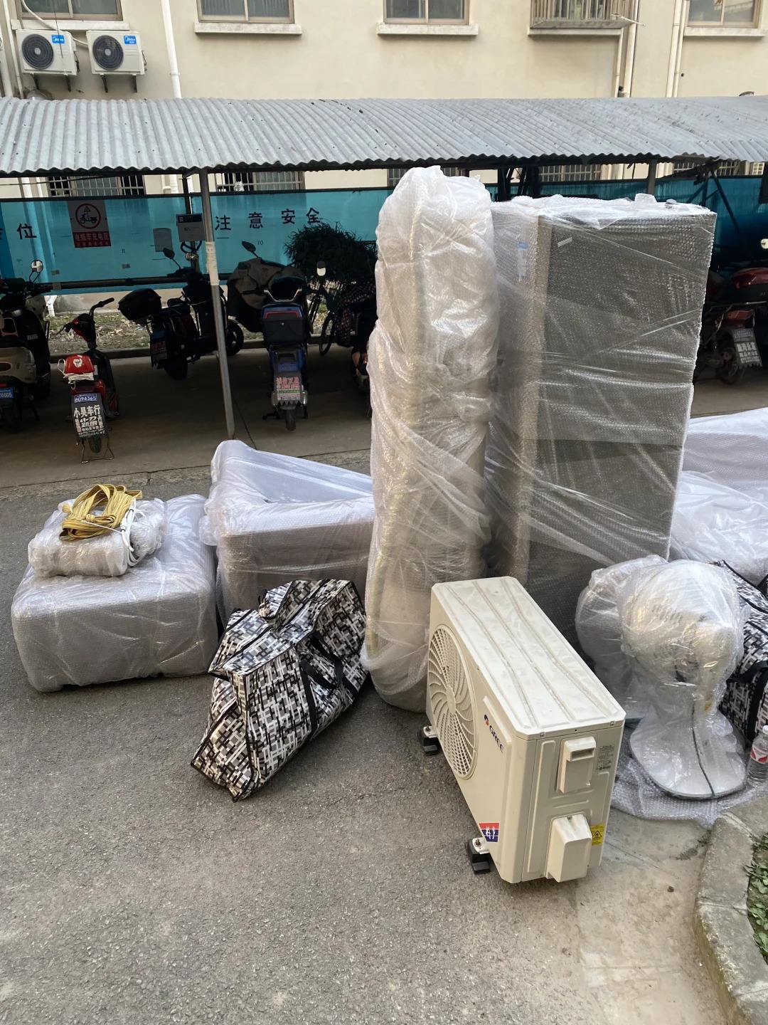 珍珠棉用于搬家時家具包裝:確保家具安全搬運的理想選擇